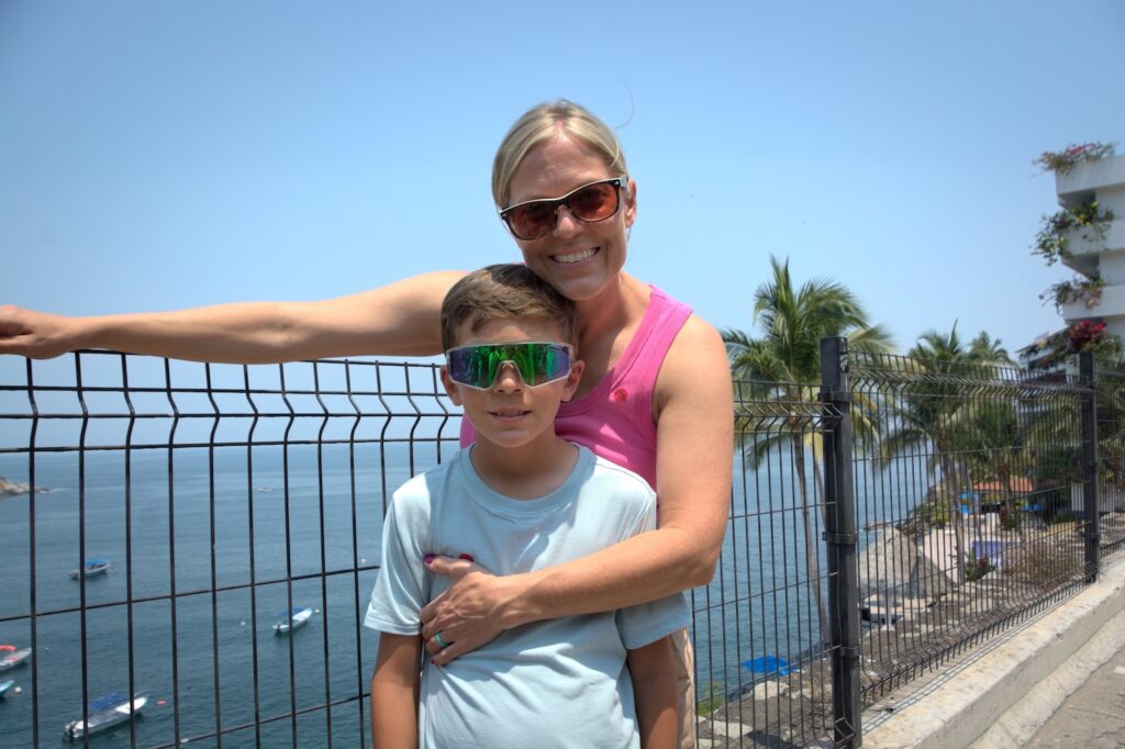 Jessica & Enzo Pellegrini above Mismaloya Beach